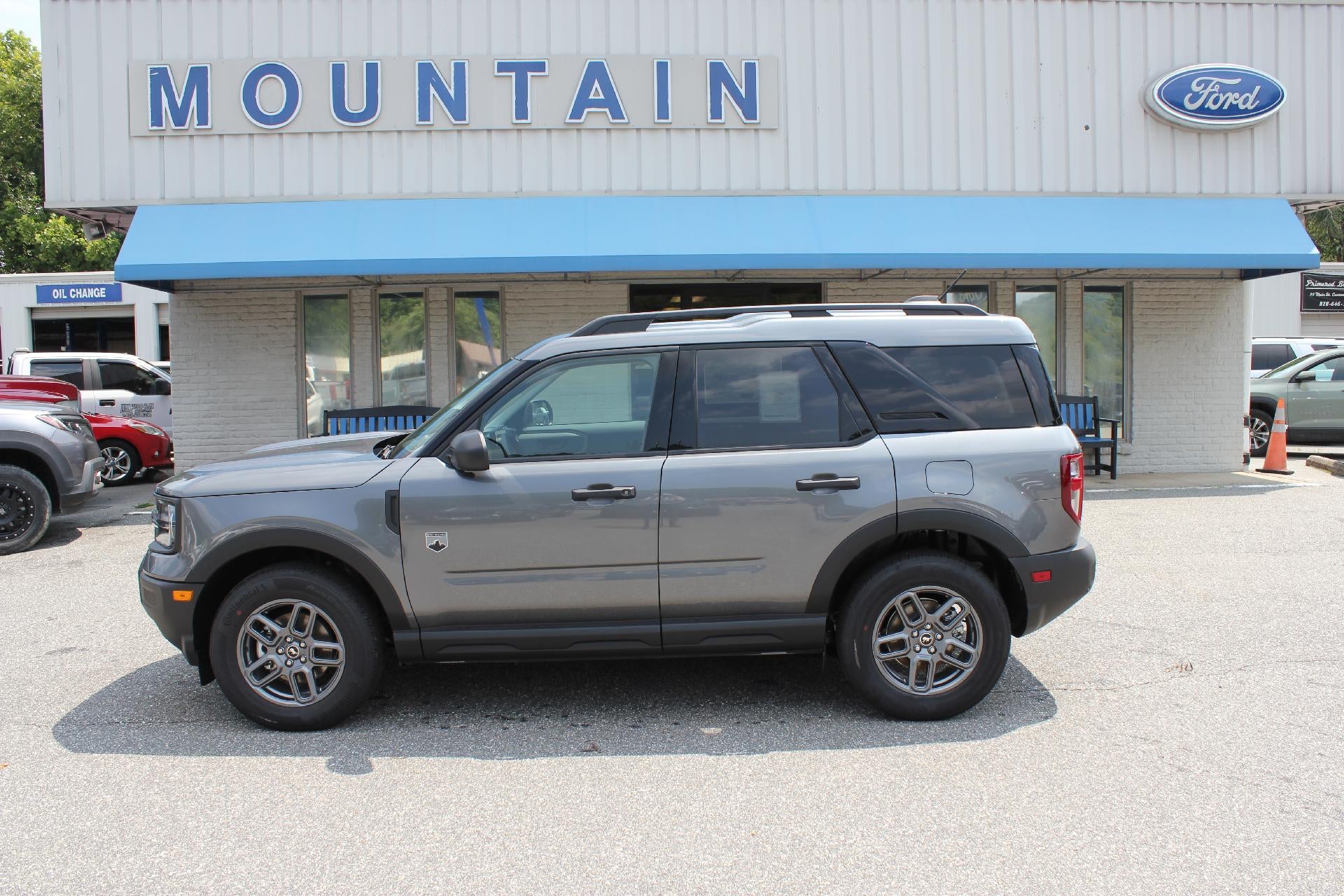 2026 Ford Bronco Sport Big Bend in Carbonized Gray Metallic — front three-quarter view