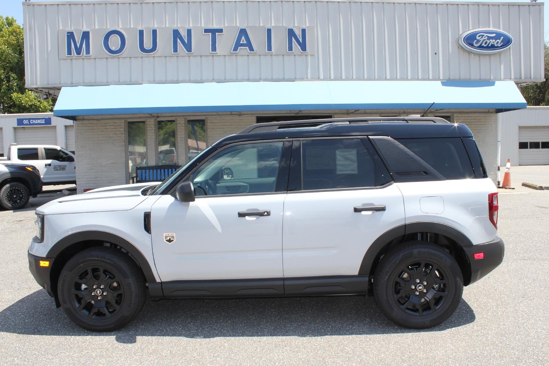 2026 Ford Bronco Sport Big Bend in Space White Metallic — front three-quarter view